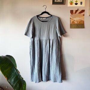 Moss Grey Tessa #2 Midi Length Dress with 1/2 Sleeves in Window Pain Size Med